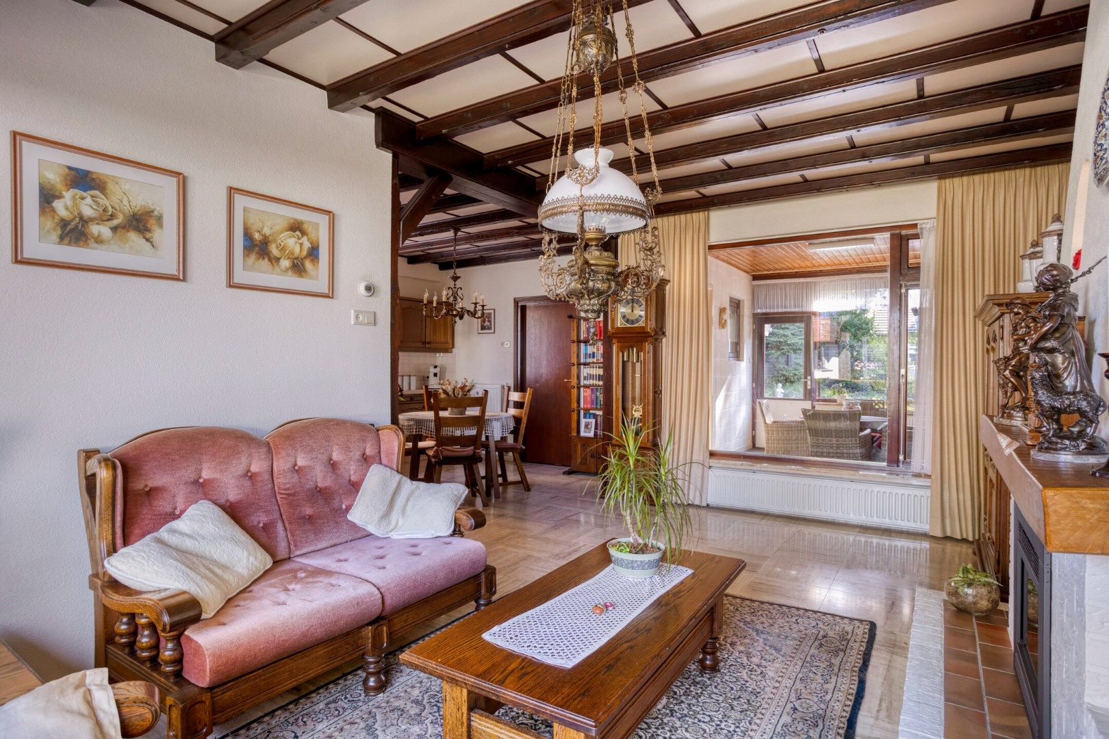 Photo 6 of Kampstraat 43