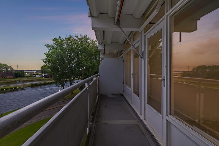 Foto 46 van van Harinxmaplein 109