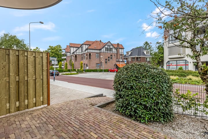 Foto 16 van Stationsweg 50-A