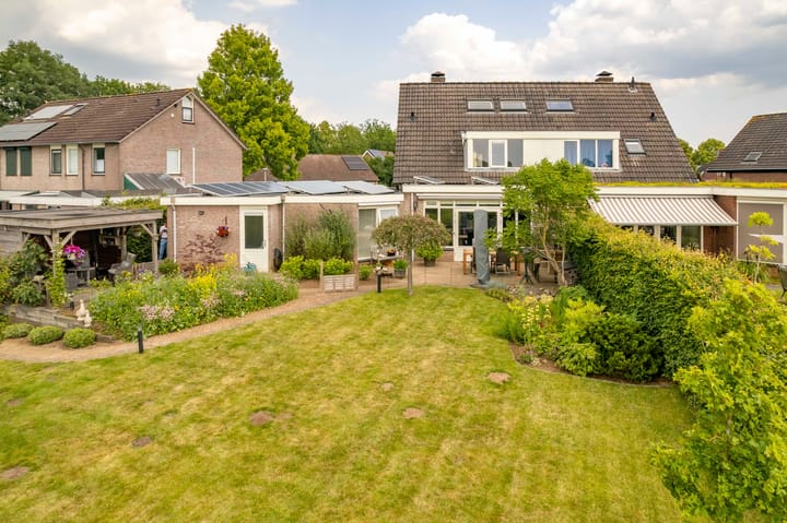 Foto 35 van de Hof 23