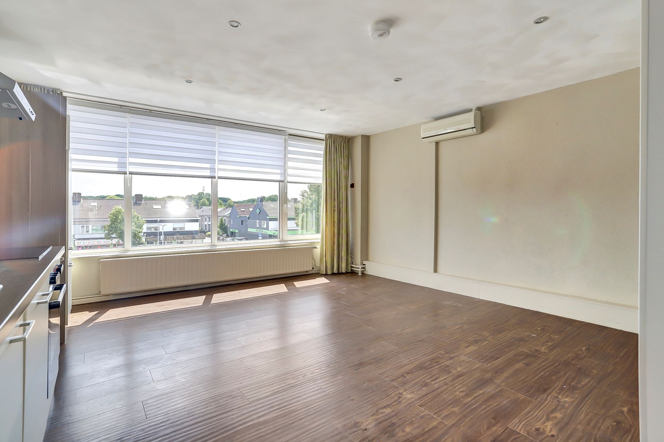 Foto 24 van Burgemeester van Houtplein 72