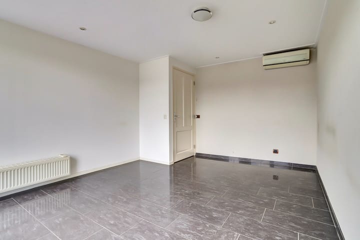 Foto 29 van Burgemeester van Houtplein 72