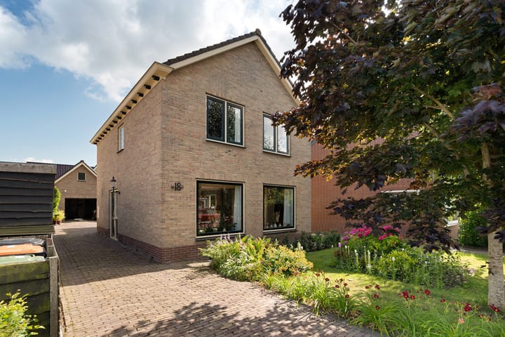 Foto 1 van Bootsgezellenweg 18