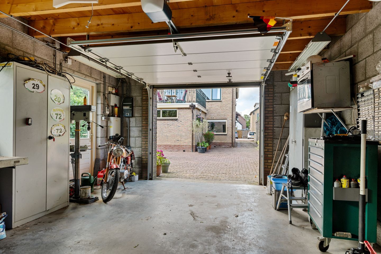 Foto 34 van Bootsgezellenweg 18