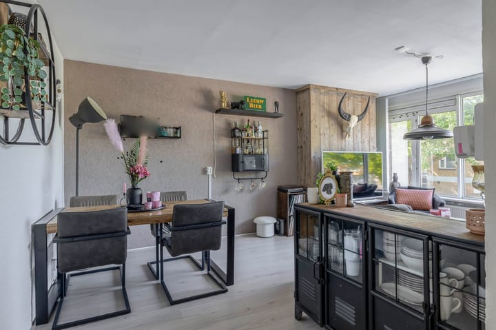 Foto 2 van Manonstraat 40