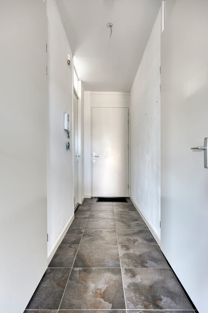 Photo 2 of Oostdam 1-A