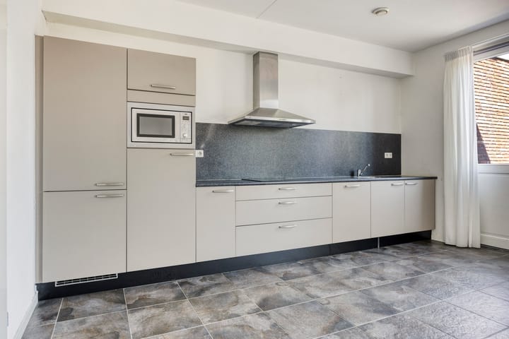 Photo 11 of Oostdam 1-A