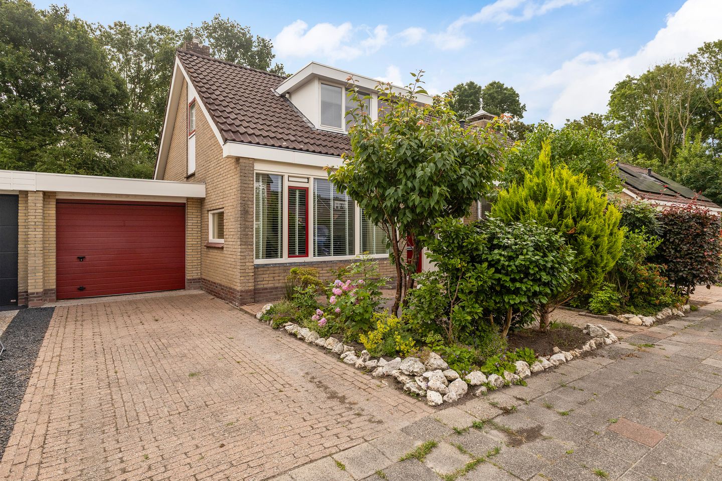 Foto 1 van De Zwaan 8