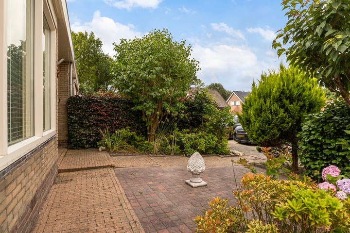 Foto 7 van De Zwaan 8