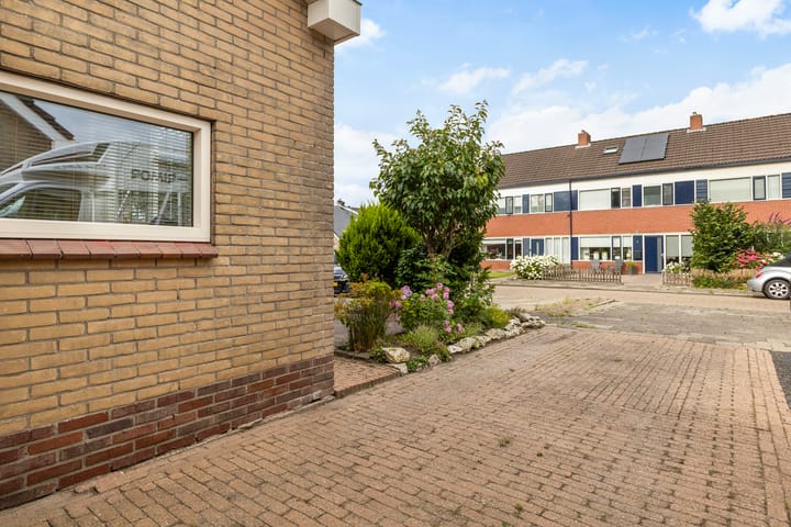 Foto 30 van De Zwaan 8