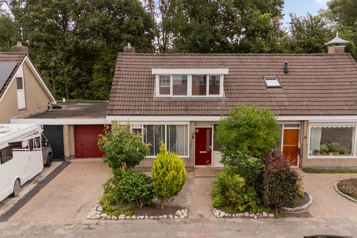 Foto 49 van De Zwaan 8