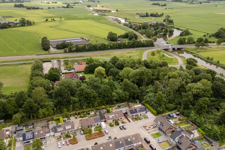 Foto 56 van De Zwaan 8