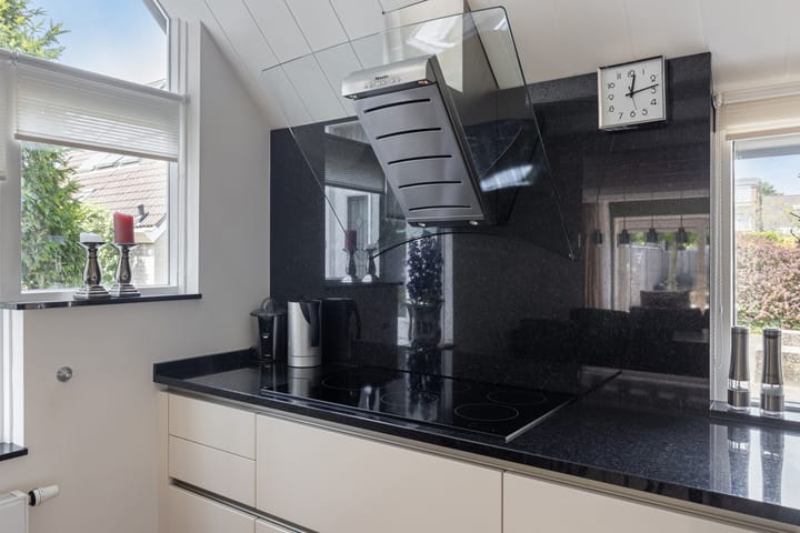 Photo 9 of De Jacht 8