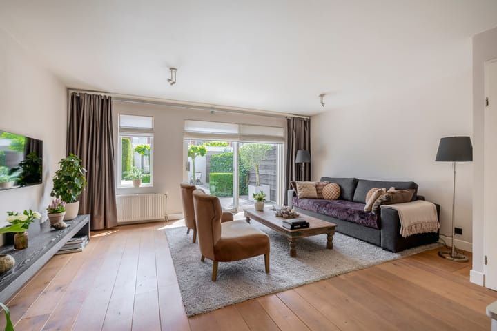 Foto 2 van Bizetstraat 36