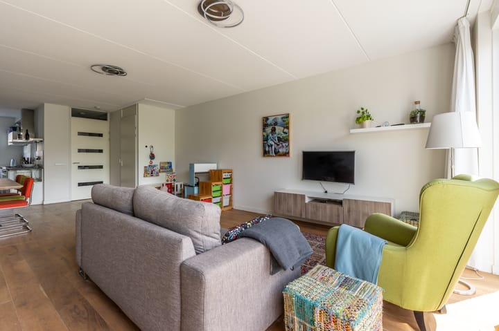 Foto 4 van Tinbergenlaan 9