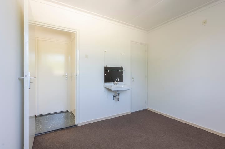 Foto 14 van Kennedyplantsoen 68