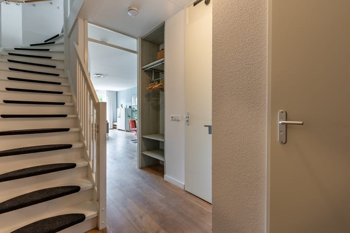 Foto 10 van Tinbergenlaan 9