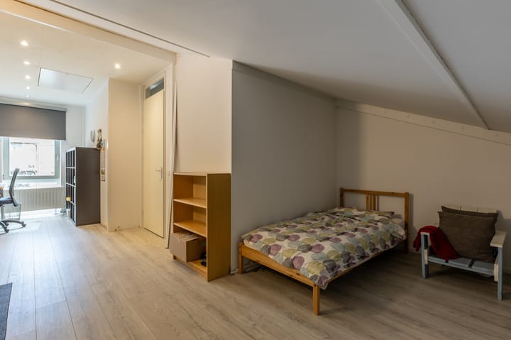 Foto 19 van Tinbergenlaan 9