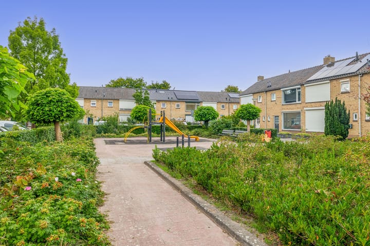 Photo 5 of Vuurdoornhof 22