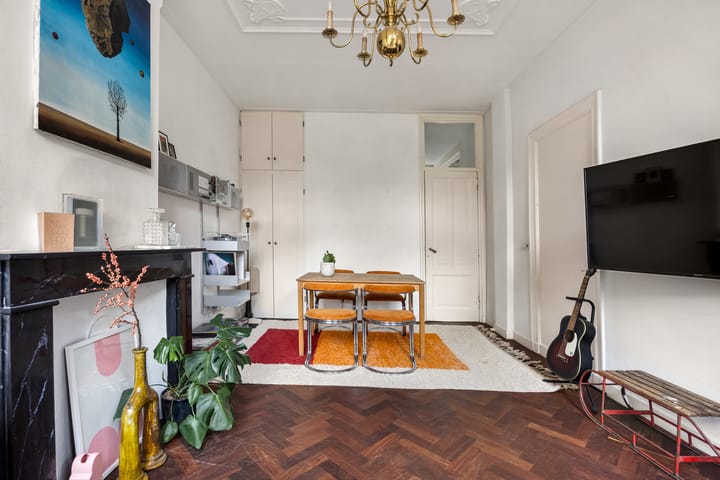 Photo 6 of Vrolikstraat 252-1