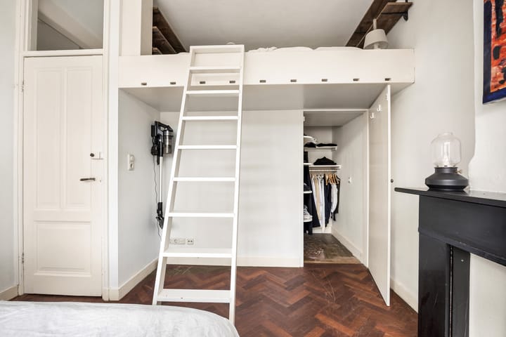 Photo 18 of Vrolikstraat 252-1