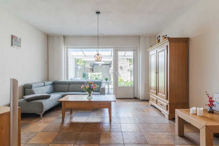 Foto 2 van Stoomlederplein 7