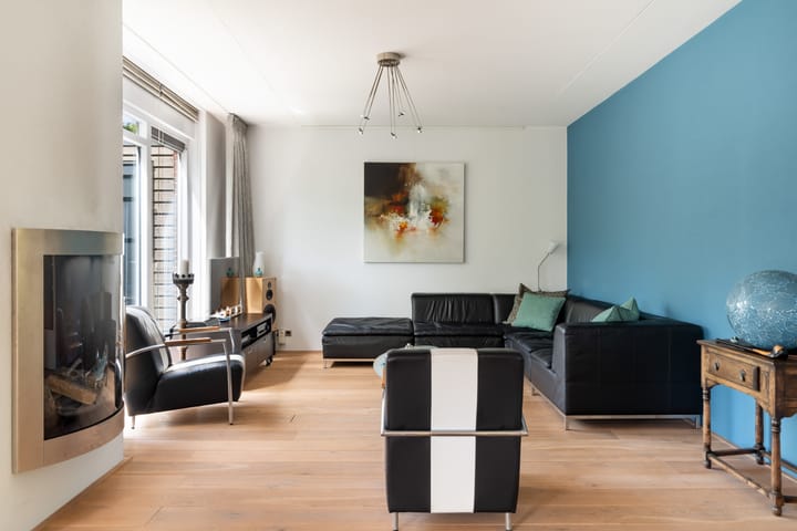 Foto 22 van Via Cimarosa 29