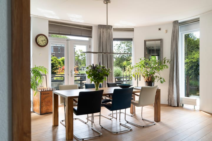 Foto 31 van Via Cimarosa 29