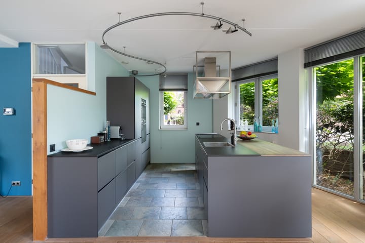 Foto 34 van Via Cimarosa 29