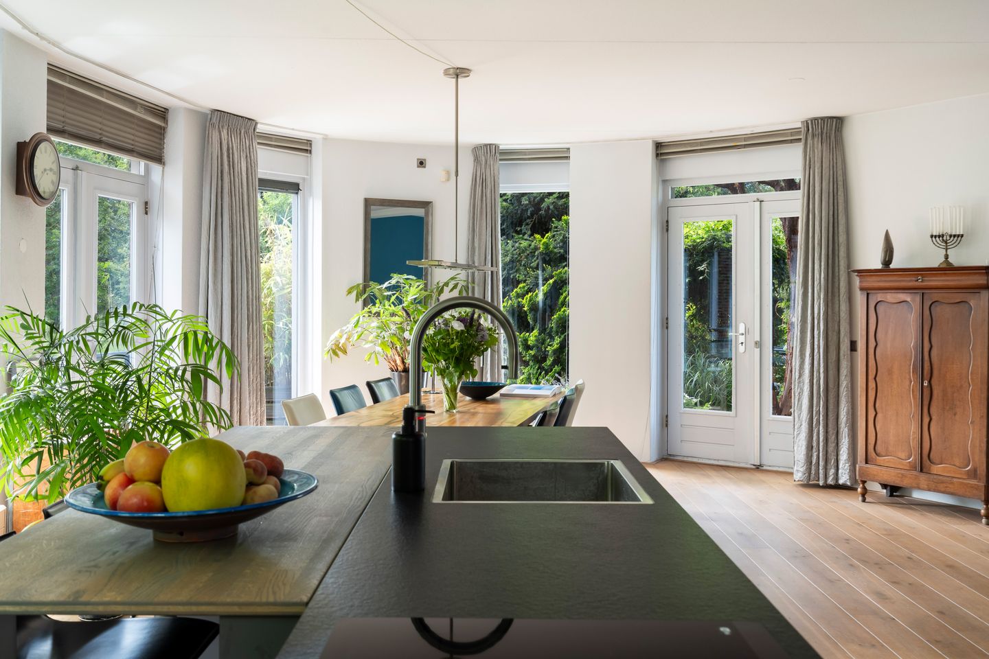 Foto 40 van Via Cimarosa 29