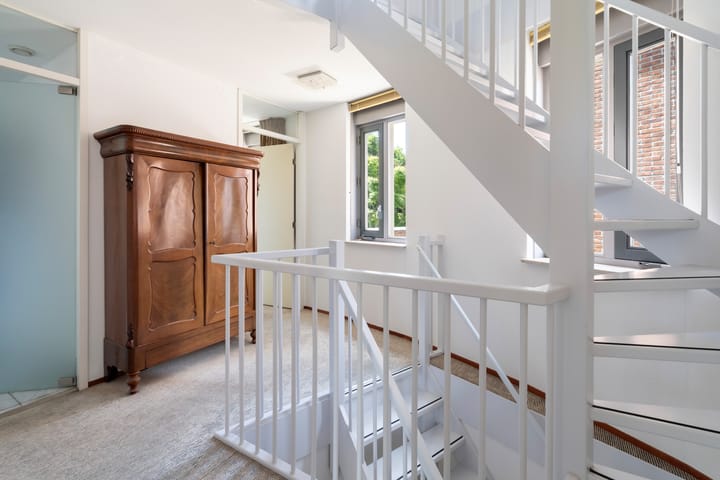 Foto 53 van Via Cimarosa 29