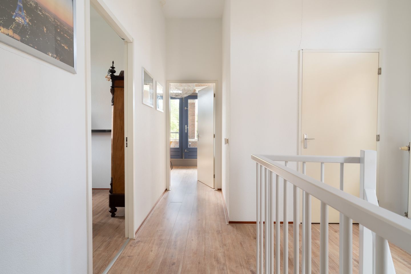 Foto 64 van Via Cimarosa 29