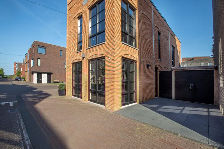 Foto 7 van Kallameer 218