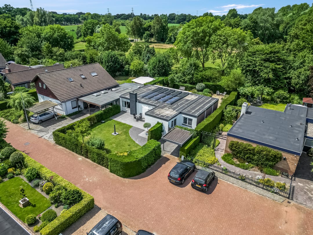 Foto 1 van A. Nieboerplein 7