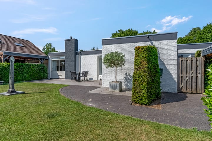 Foto 5 van A. Nieboerplein 7