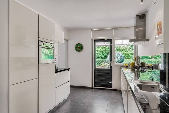 Foto 16 van A. Nieboerplein 7