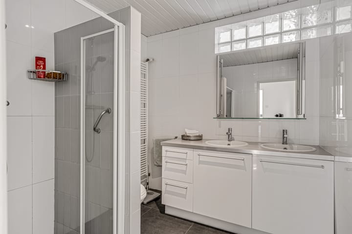 Foto 22 van A. Nieboerplein 7