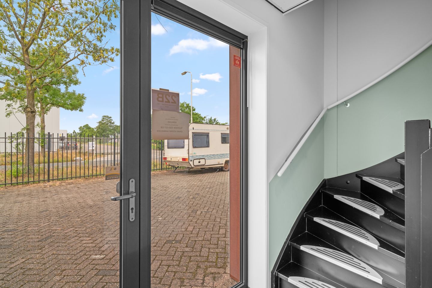 Bekijk foto 3 van Nucleonweg 22-b