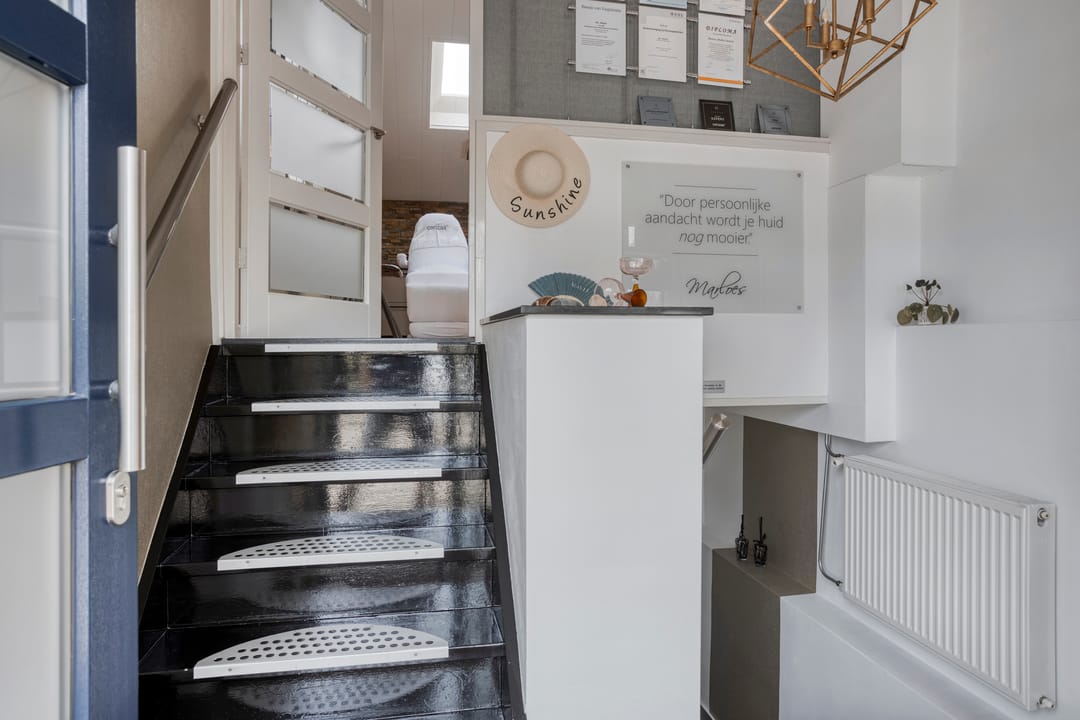 Photo 8 of Staringstraat 1