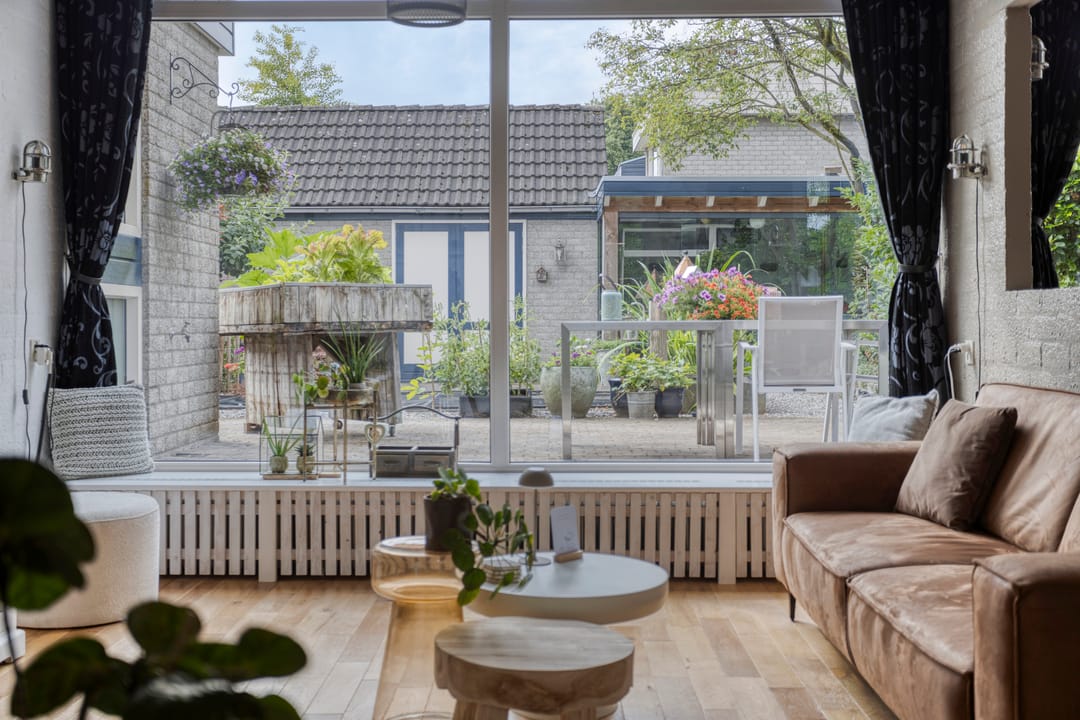 Photo 11 of Staringstraat 1