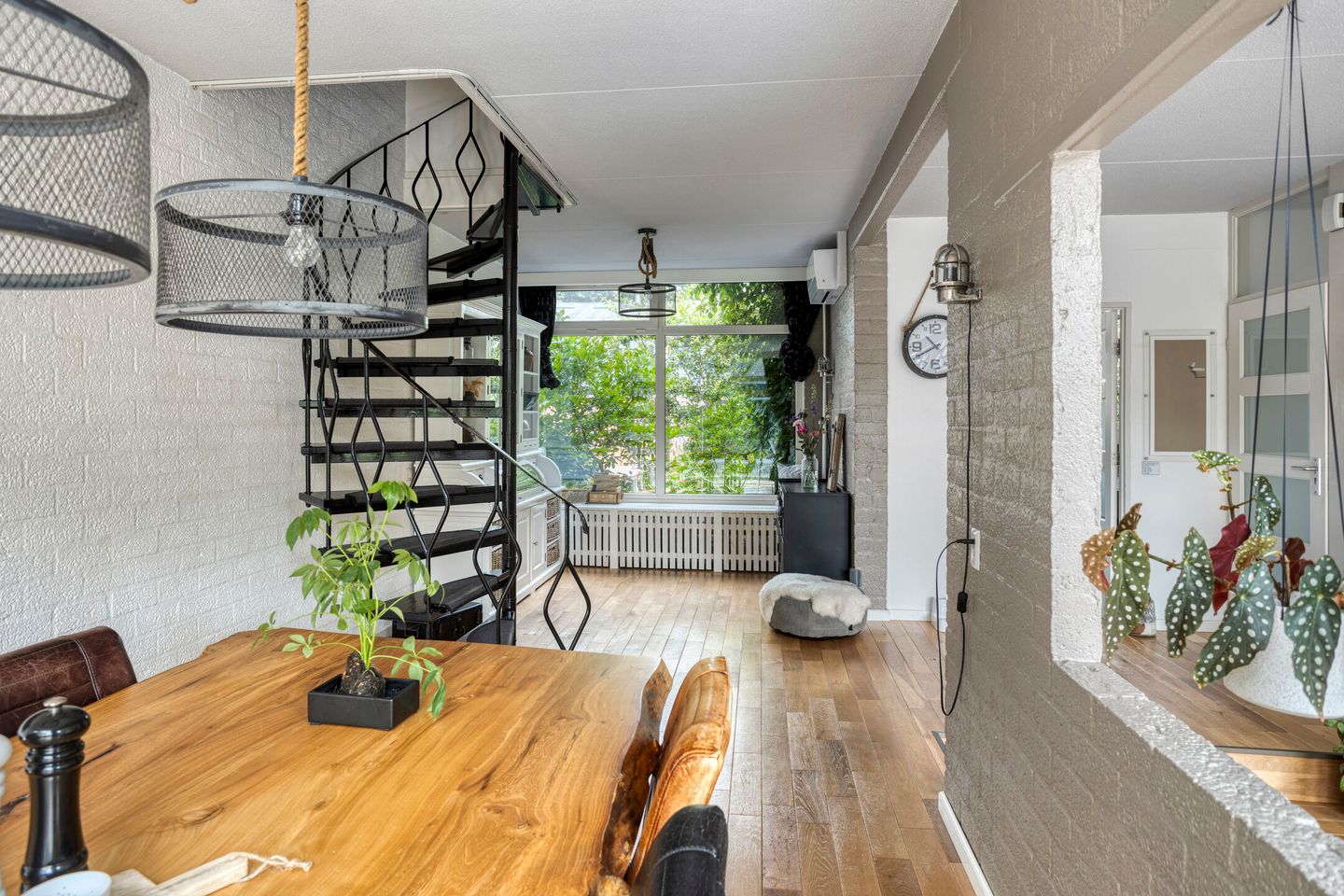 Photo 19 of Staringstraat 1