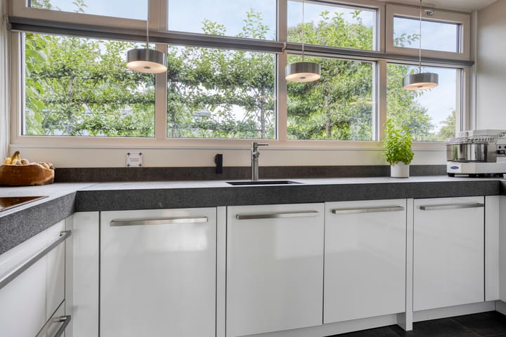 Foto 22 van Staringstraat 1