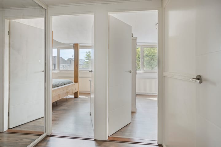 Foto 31 van Staringstraat 1