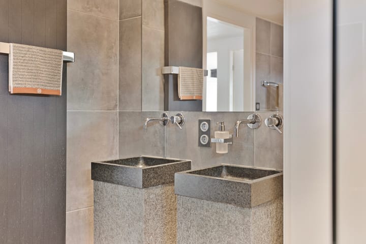 Foto 36 van Staringstraat 1