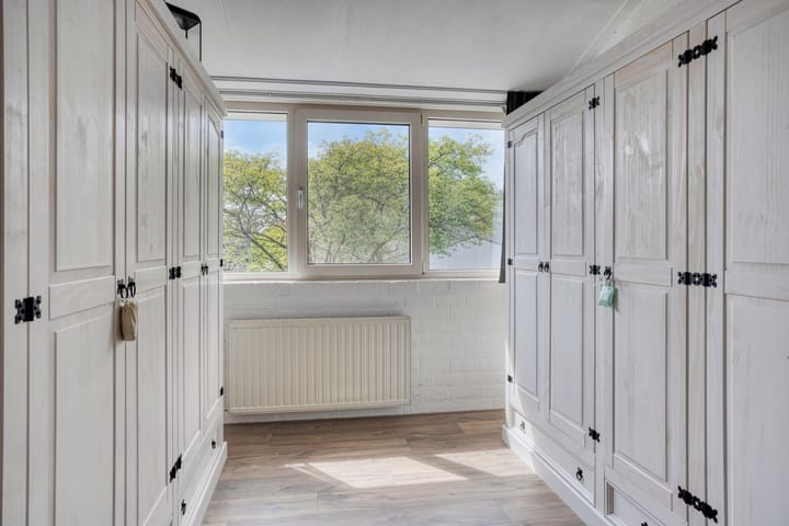 Foto 40 van Staringstraat 1