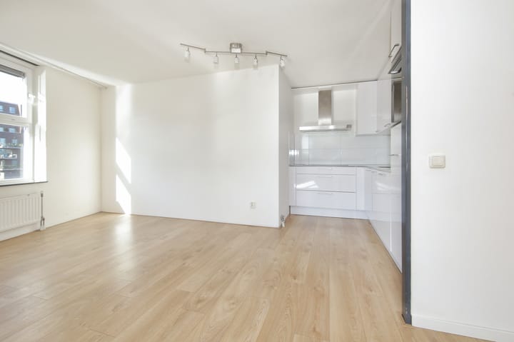 Foto 19 van Jan van Duivenvoordestraat 201