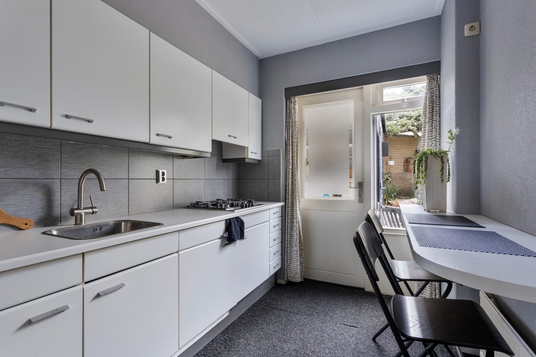 Foto 11 van Burgemeester De Vriesstraat 3