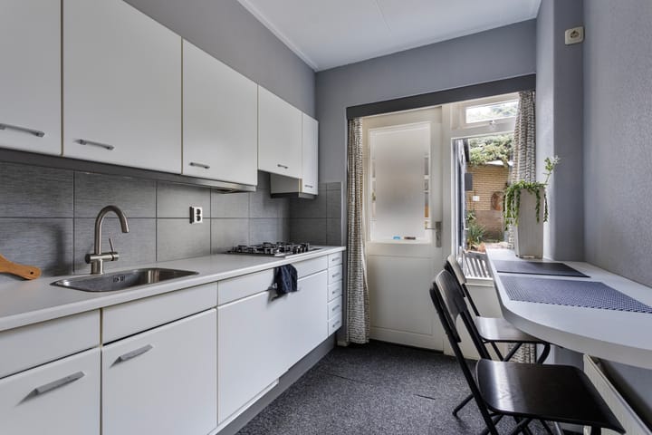 Foto 11 van Burgemeester De Vriesstraat 3