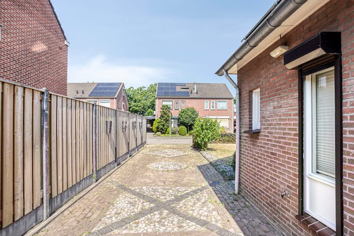 Photo 38 of 1e Dwarsweg 4