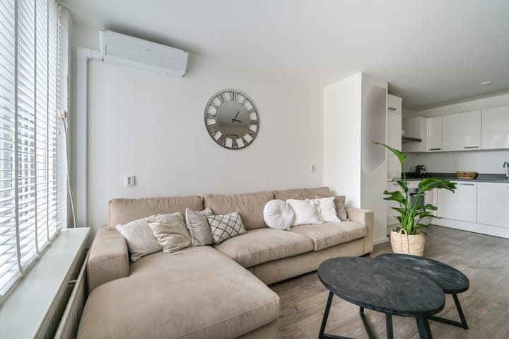 Photo 2 of Orvelterdek 37